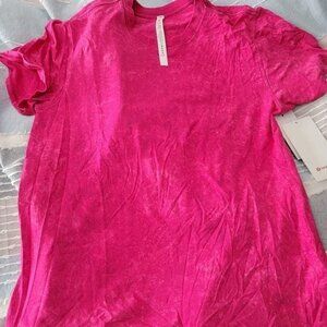 Lululemon All yours tee WASH sz 6 fuscia